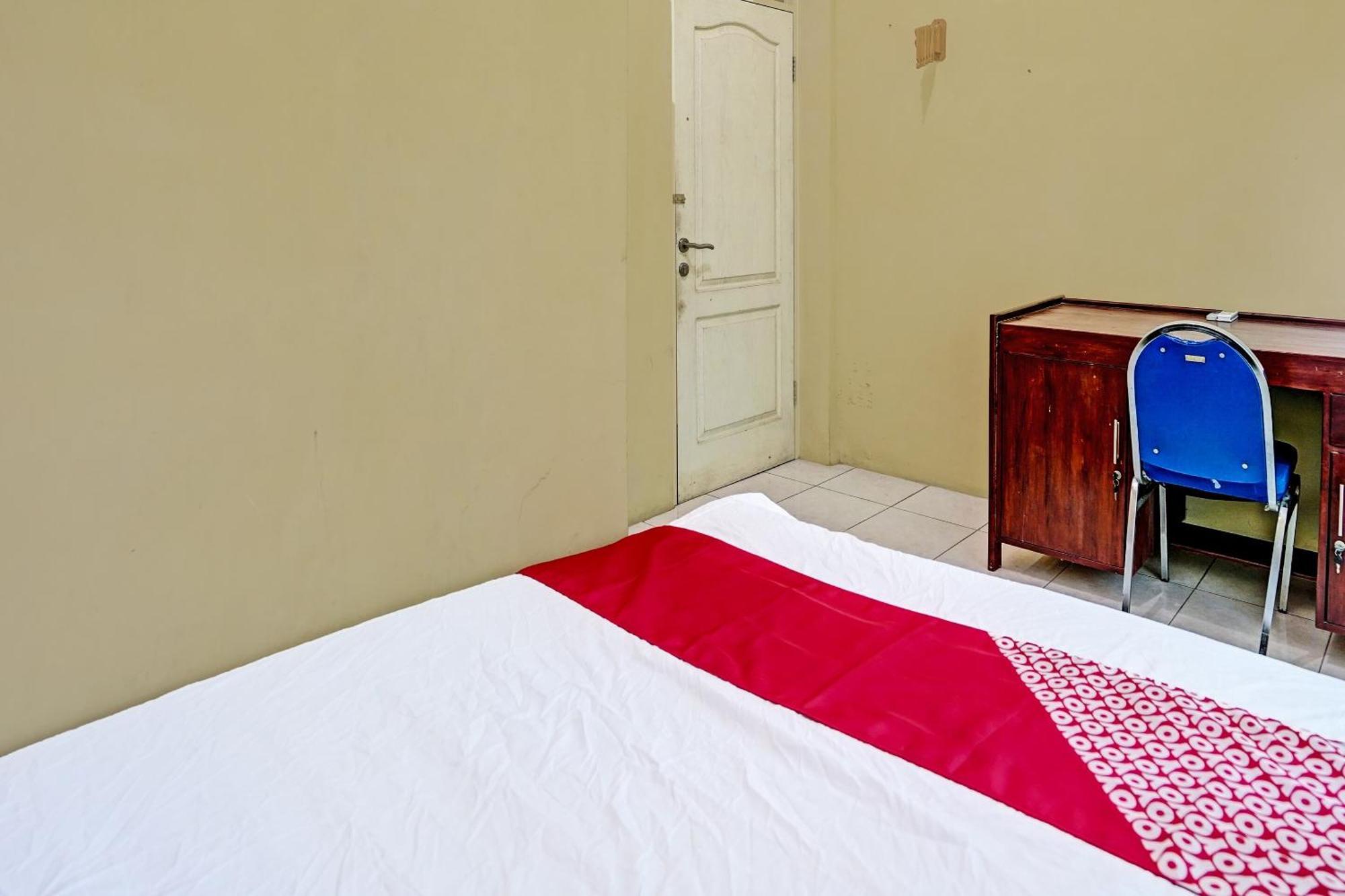 Hotel Oyo 91572 Kost Esklusif Barokah Pasuruan Exteriér fotografie